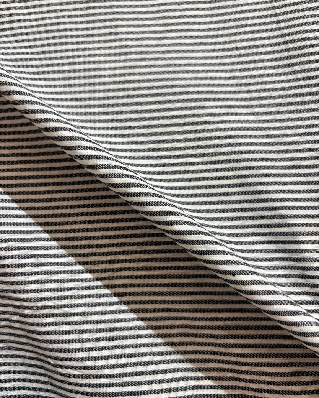 Black & White Strip Fabric FBS00036